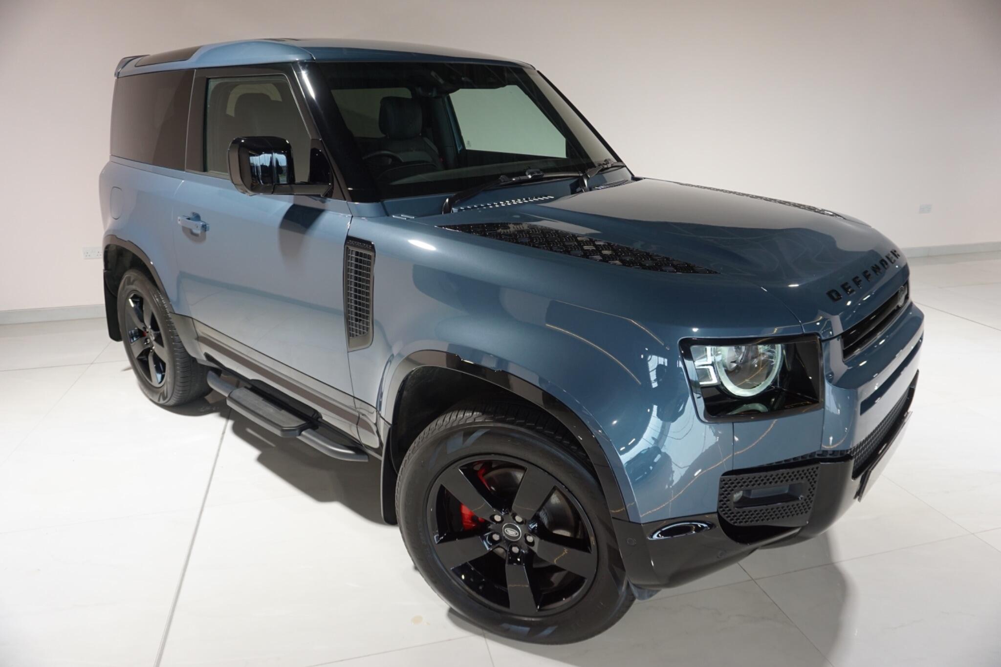 Land Rover Defender 90 3.0 D250 MHEV X-Dynamic HSE SUV 3dr Diesel Auto 4WD Euro 6 (s/s) (250 ps)